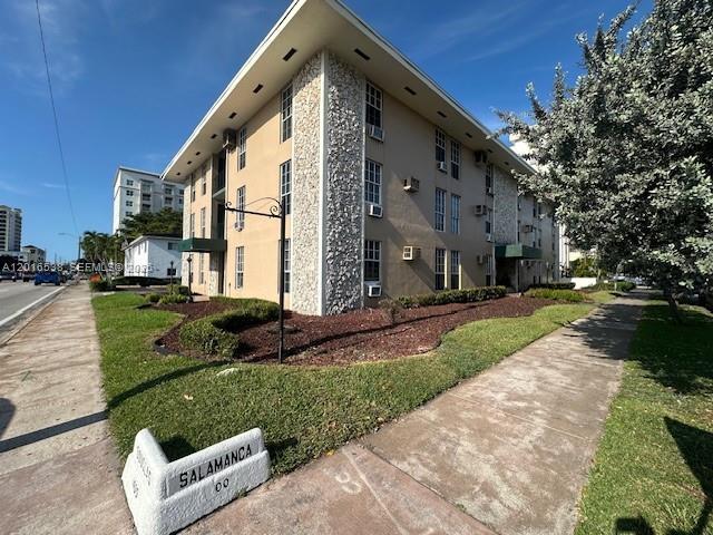 Foto del edificio - 1400 Douglas Rd