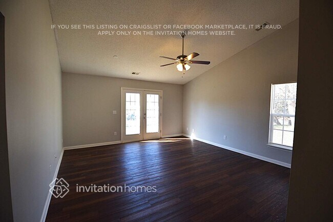 Building Photo - 2097 Chapel Creek Rd