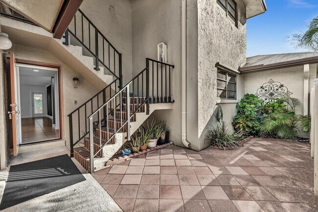 Foto del edificio - 1779 NE 40th Pl