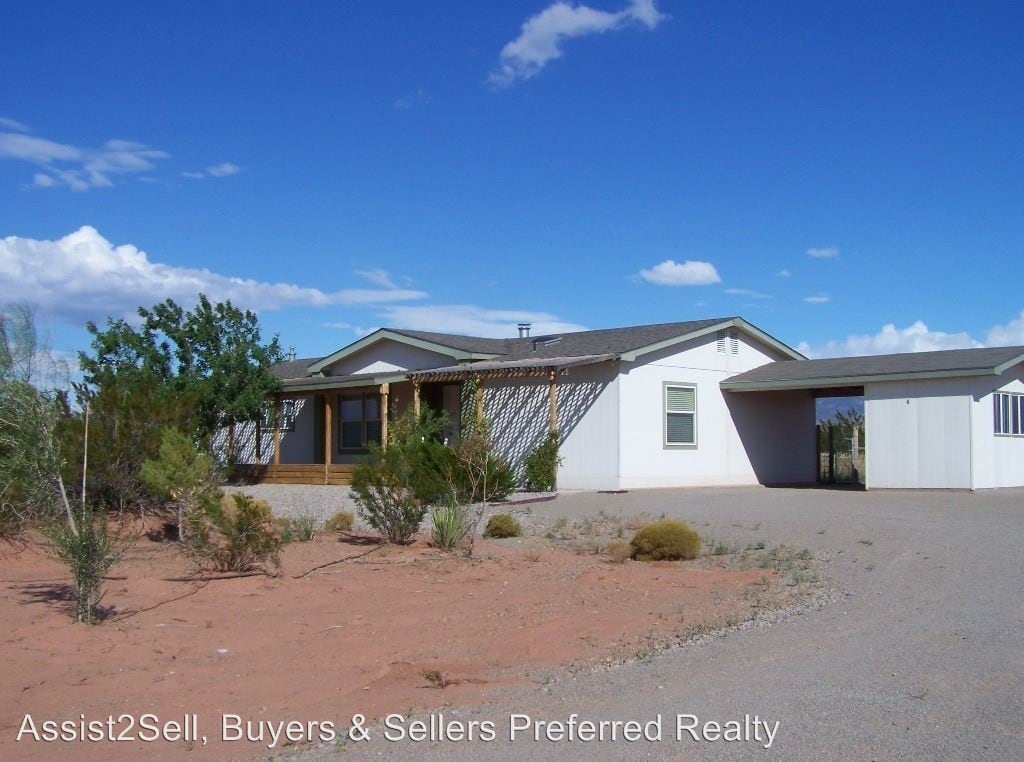 3 br, 2 bath House 4 Mira Vista Court House for Rent in Alamogordo