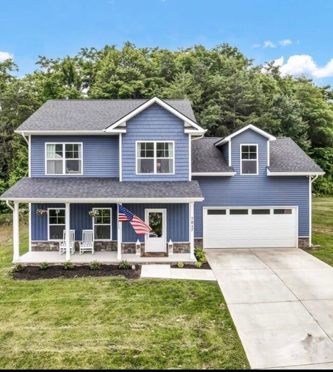 Photo - Knoxville 37922 - 3 bedroom 2.5 bath - cal... House