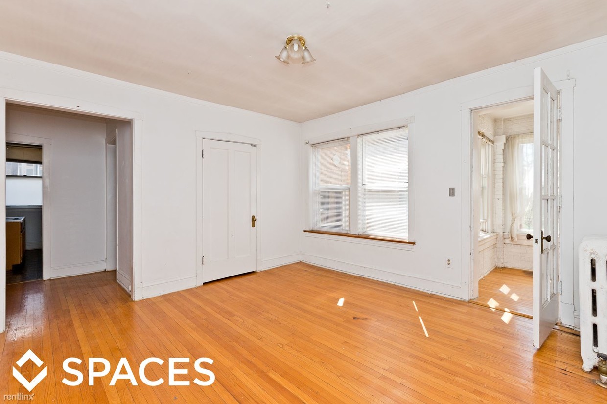 Primary Photo - 5051 N Damen Ave