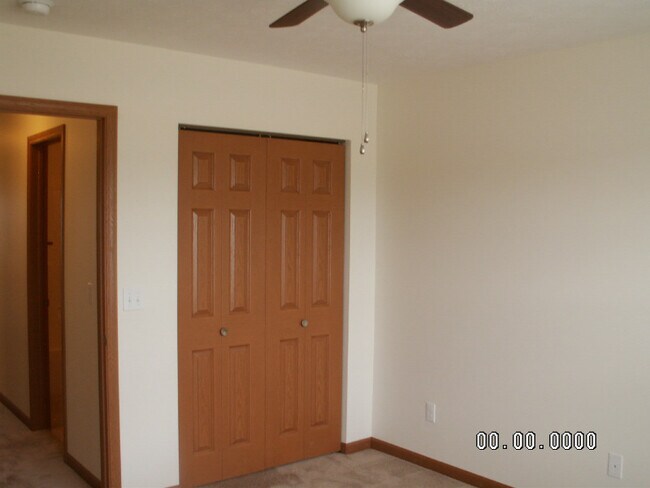 Building Photo - 2235 Morning Glory Dr