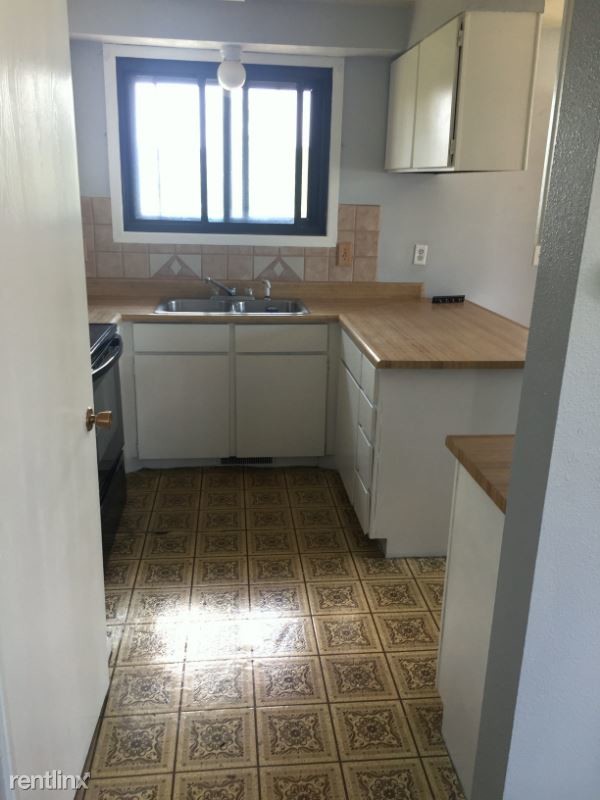 Foto del edificio - 5 br, 2 bath House - 733 S. Elm Ave.