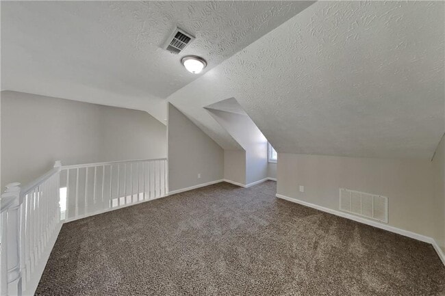 Building Photo - 2097 Corsica Way SW