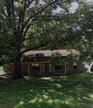 Building Photo - 227 Patterson St