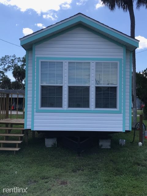 Building Photo - 1895 N Tamiami Trail