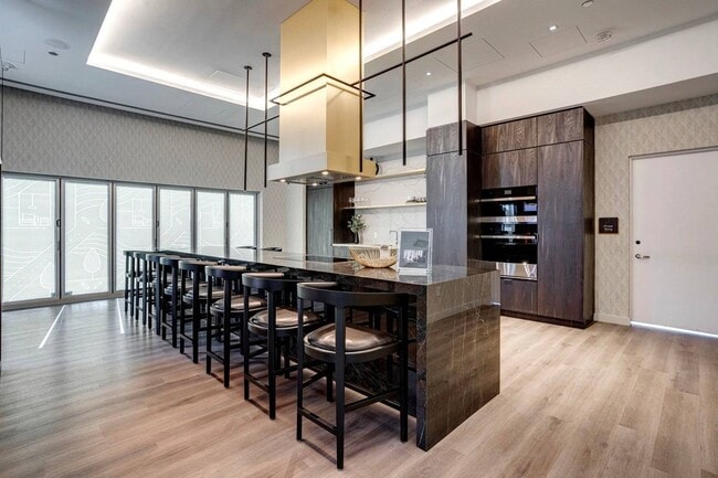 Building Photo - Citizen on Jasper