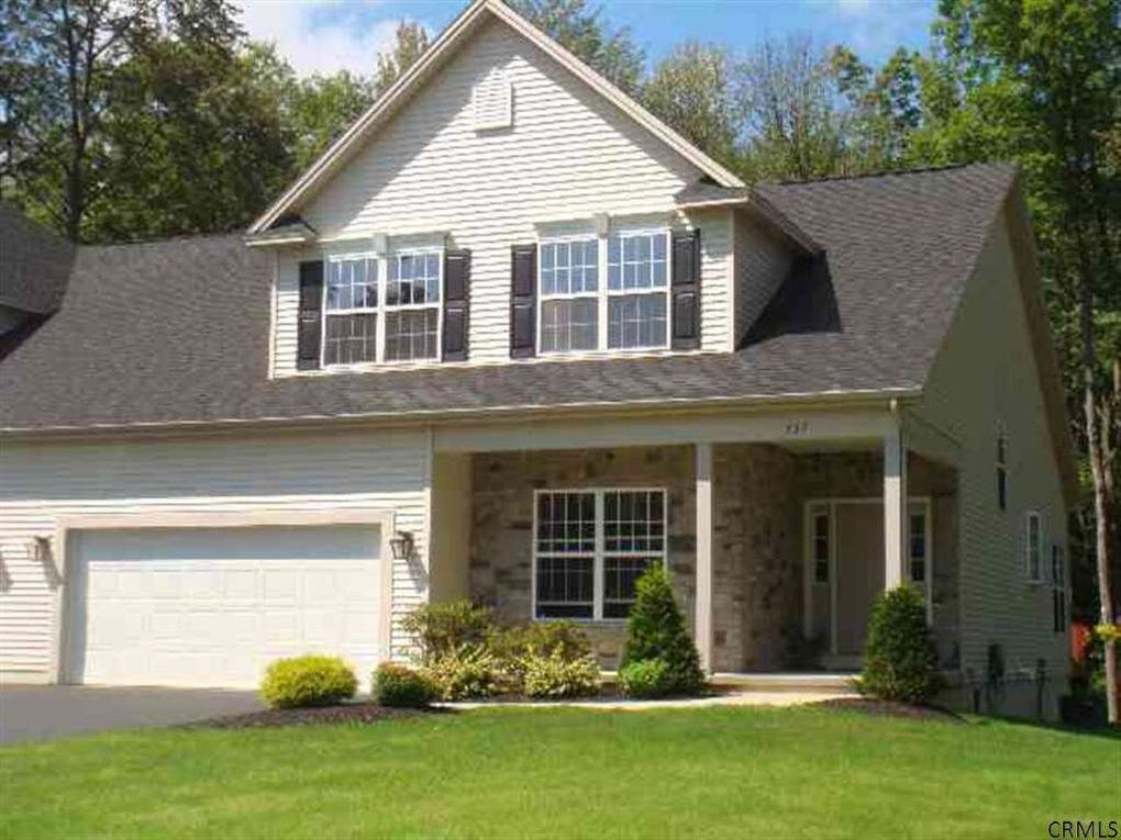 Primary Photo - 737 Grooms Rd