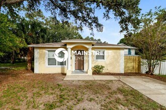 Building Photo - 2050 14th St S