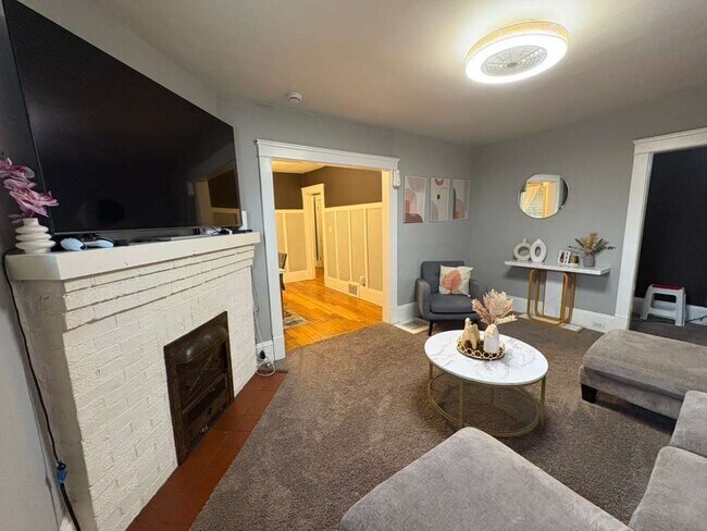 Living room - 1944 W 73rd St