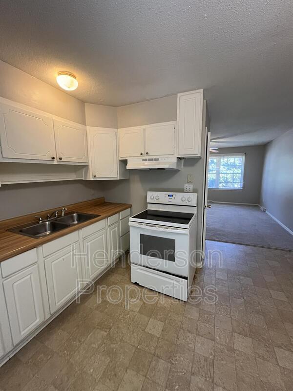 Foto del edificio - 4811 Malibu Dr