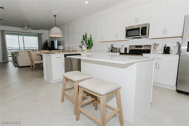 Foto del edificio - 5555 Double Eagle Cir