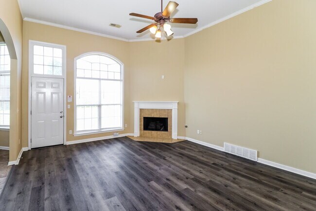 Building Photo - 9824 Calderdale Dr