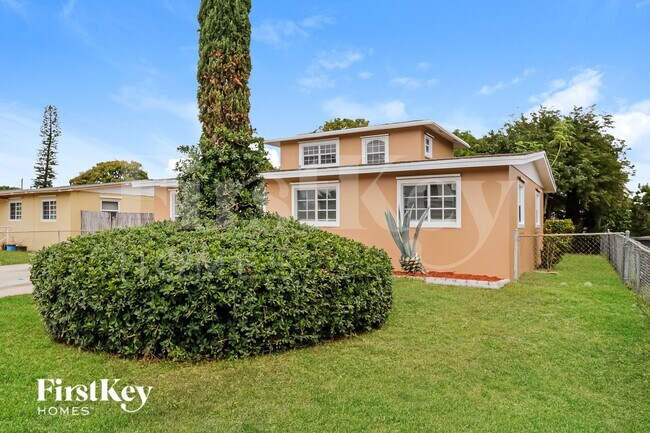 Foto del edificio - 1443 7th St