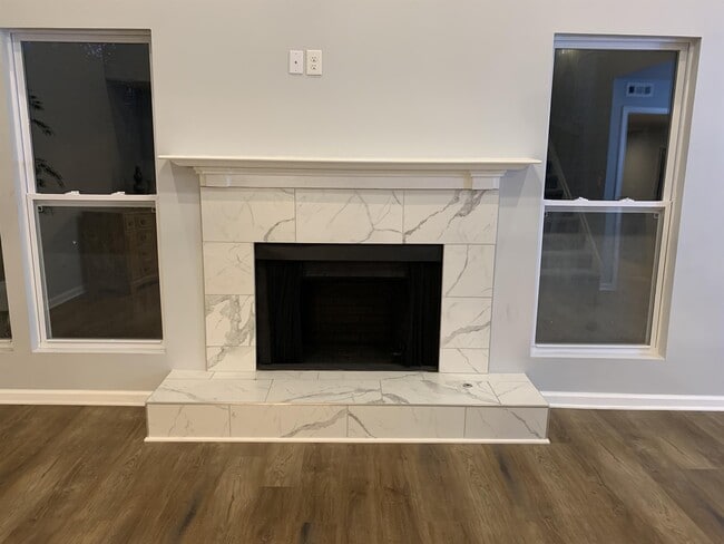 Building Photo - 924 Chapman Cir