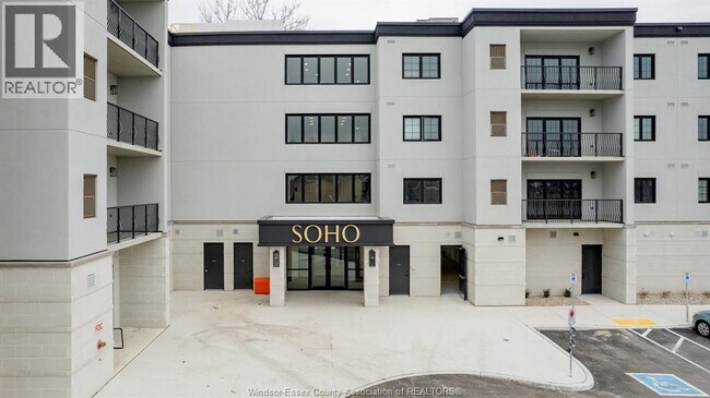 Photo du bâtiment - 3817 Howard Ave