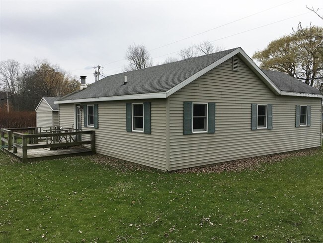 Building Photo - 1156 Grovenors Corners Rd