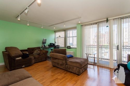 Primary Photo - 30 E Elm St