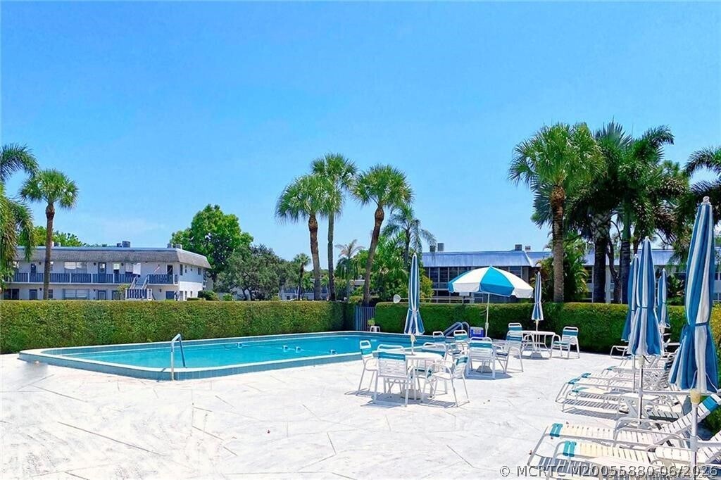 Foto del edificio - 2929 SE Ocean Blvd