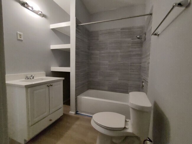Building Photo - Midtown Charm with a Modern Touch