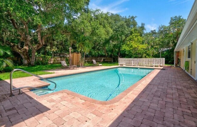 Photo - 3/2 POOL home in Harbor Estates Stuart--Lots of Parking!