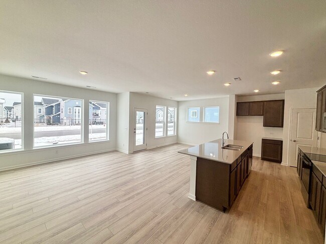 Foto del edificio - 1159 149th St W