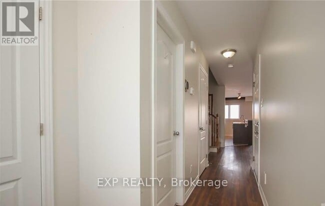 Building Photo - 68 Asselin St