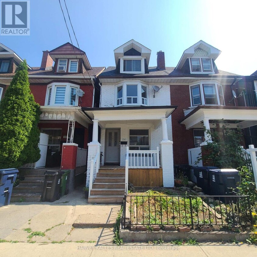 Primary Photo - 1041 Ossington Ave