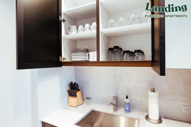 Foto del edificio - 4601 S Balsam Way