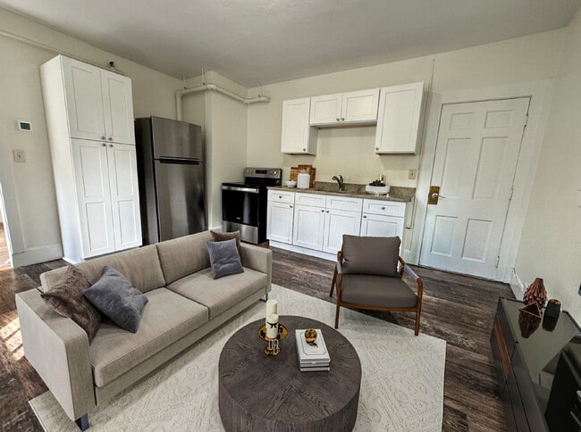 Building Photo - 15 Commonwealth Ave