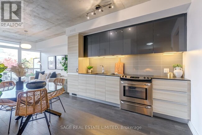 Photo du bâtiment - 1190 Dundas St E