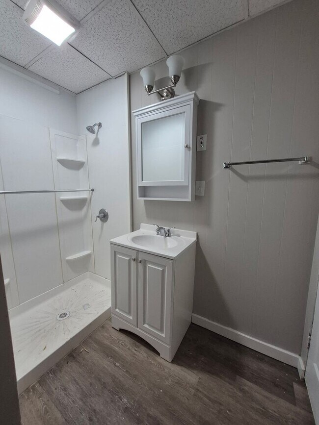 Foto del edificio - 205-207 Magee Ave