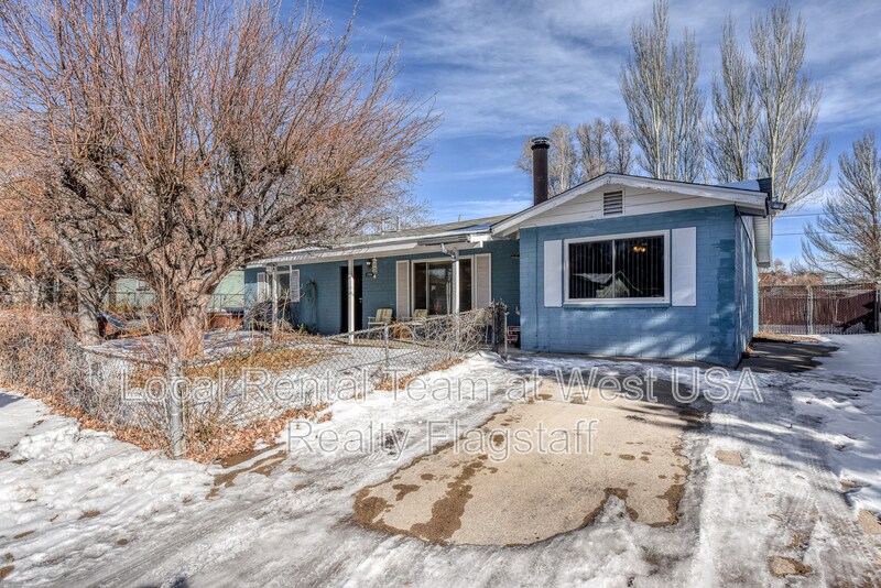 Primary Photo - 2908 N Steves Blvd