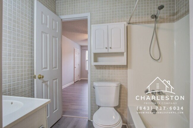 Photo - 6280 Lucille Dr Apartment