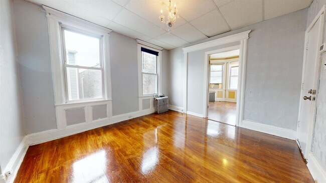 Foto del edificio - 235 Bidwell Ave