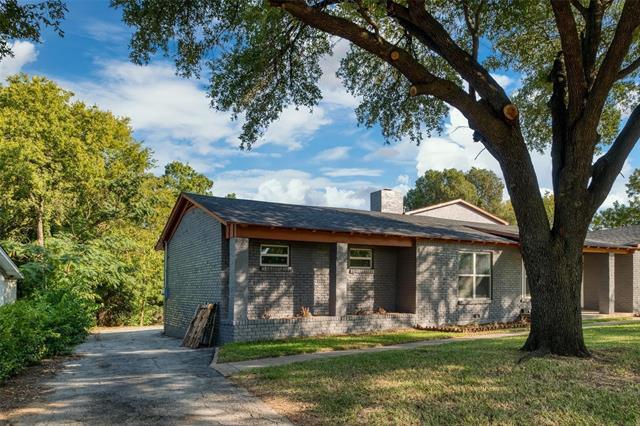 Foto del edificio - 2221 Timberline Dr