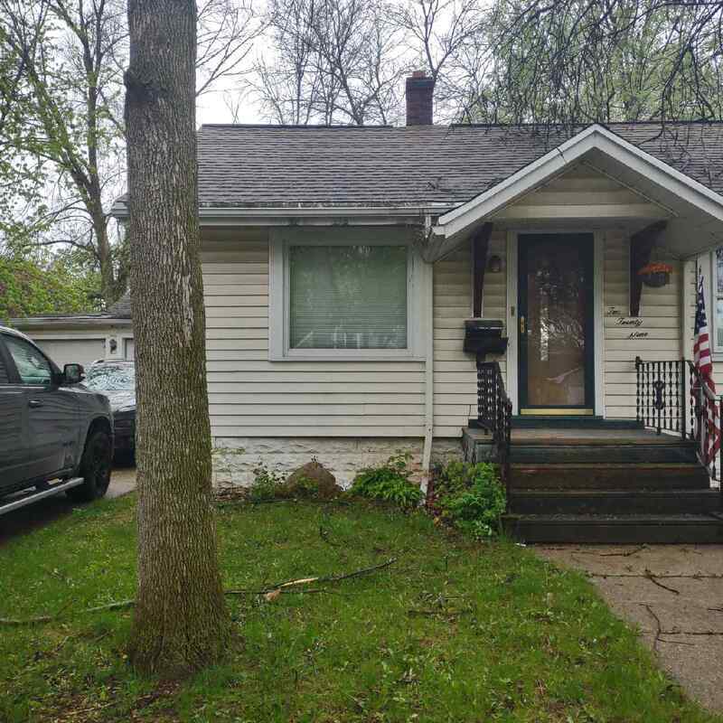 Building Photo - 229 Idlewild St