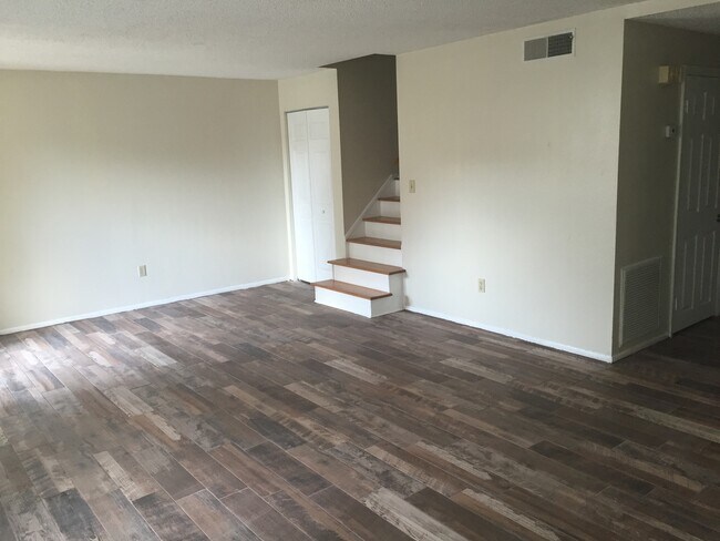 Foto del edificio - 10048 N 52nd St