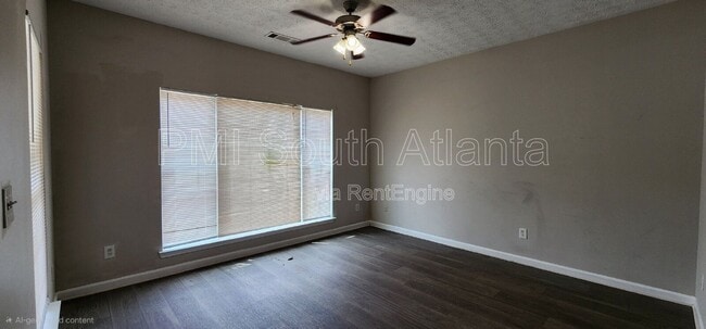 Building Photo - 1749 Carrington Dr