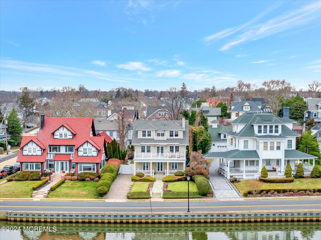 321 Edgemont Dr, Allenhurst, NJ 07711 House Rental in Allenhurst, NJ