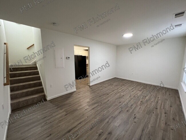 Foto del edificio - 3520 E Richmond Rd