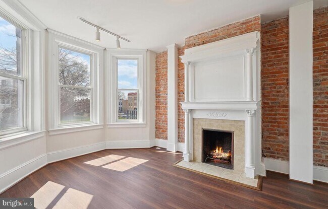 Foto del edificio - 223 R St NW