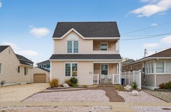 Building Photo - B19 Haddonfield Ave