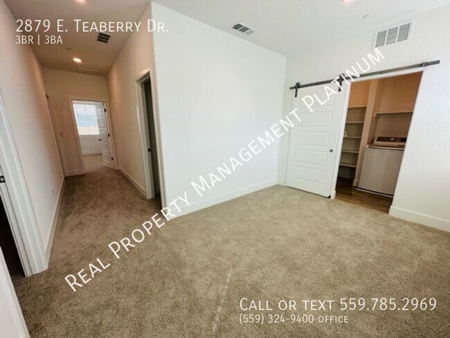 Building Photo - $2,495 Copper & Willow 3 bedroom, New Cons...