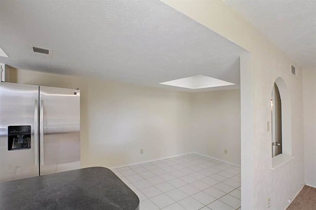 Building Photo - 1108 Jabbet Cir