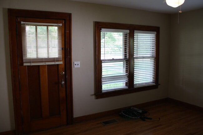 Foto del edificio - 4305 Murphy Rd