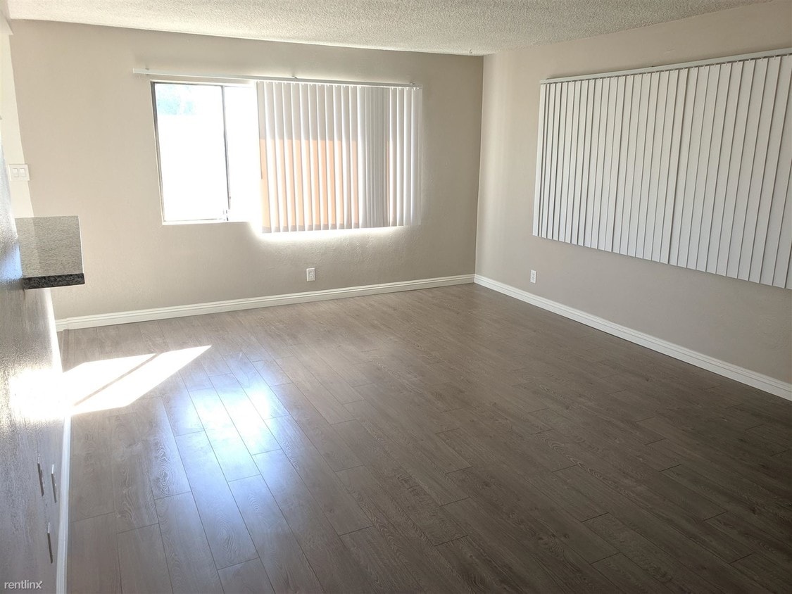 Building Photo - 9855 Lower Azusa Rd