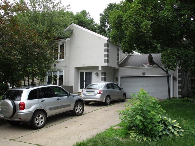 Building Photo - 312 38th St