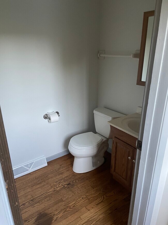 1109 Western Trl, Mukwonago, WI 53149 Townhome Rentals in Mukwonago